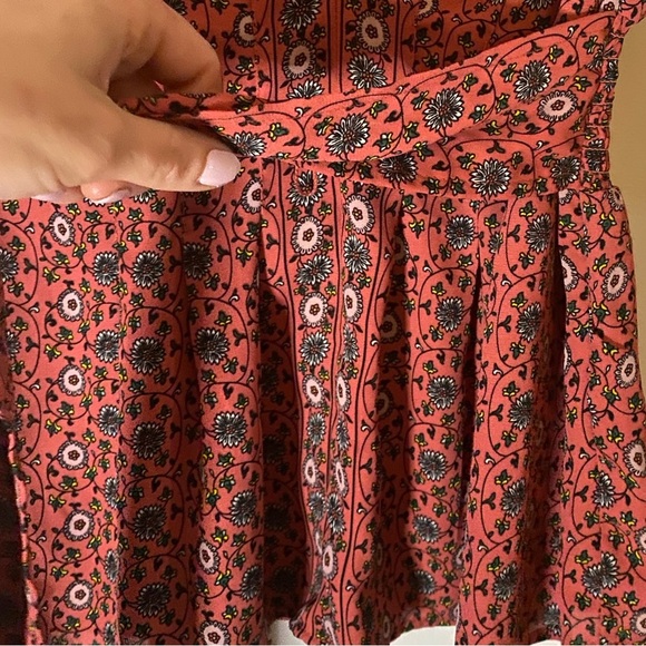 FLORAL Tunic (S) Relaxed V-neck with Butterfly Sleeve, Signed Back/Belted Waist - Picture 11 of 11